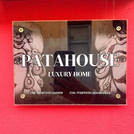 Patahouse Apartment Катания Екстериор снимка