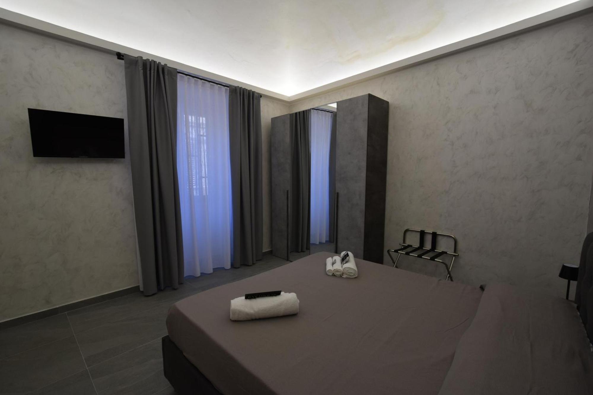 Patahouse Apartment Катания Екстериор снимка