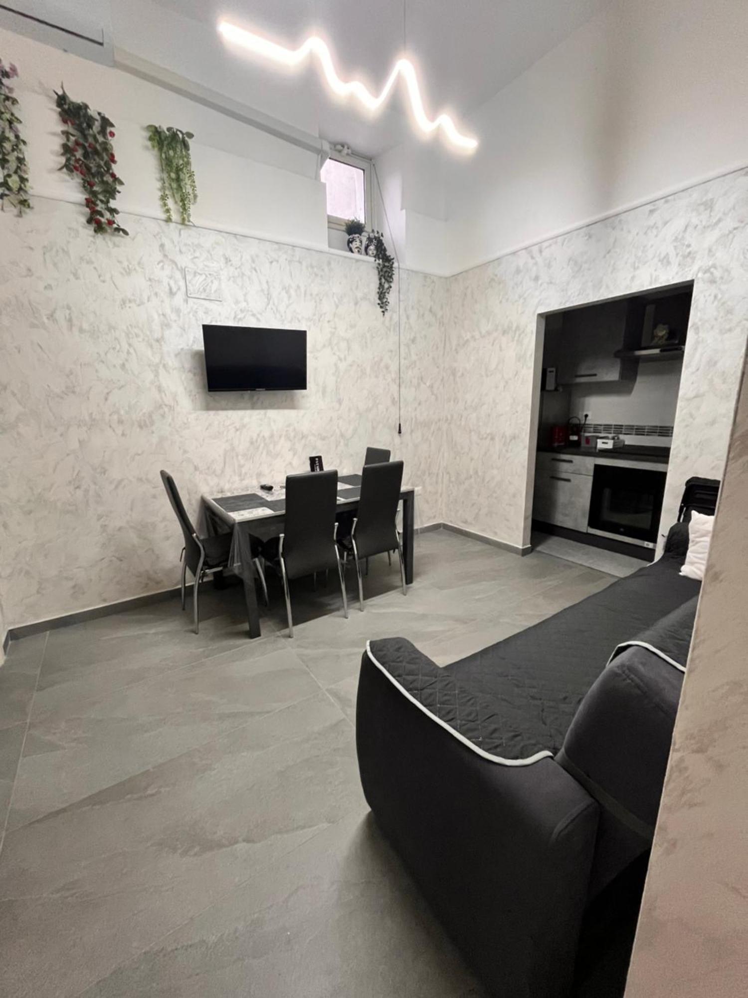 Patahouse Apartment Катания Екстериор снимка